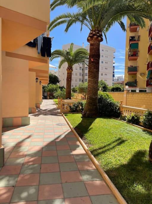 Soleado Y Luminoso Apartamento Fuengirola Eksteriør billede